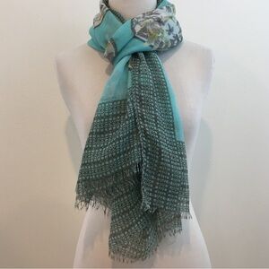 Scarf / Shall with Firefly Print